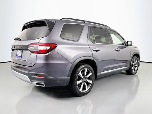 Certified 2023 Honda Pilot Elite image 5
