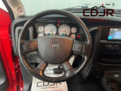 Used 2005 Dodge Ram 1500 Truck 2WD Quad Cab image 33