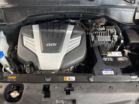 Used 2017 Hyundai Santa Fe SE image 30