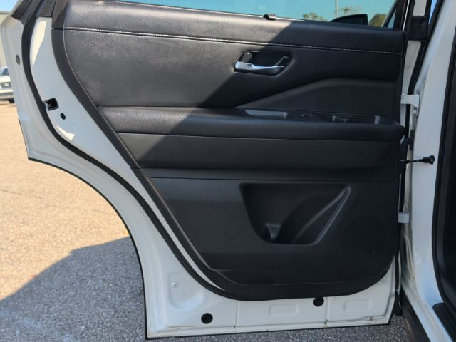 Certified 2024 Nissan Pathfinder SL AWD/4WD image 25