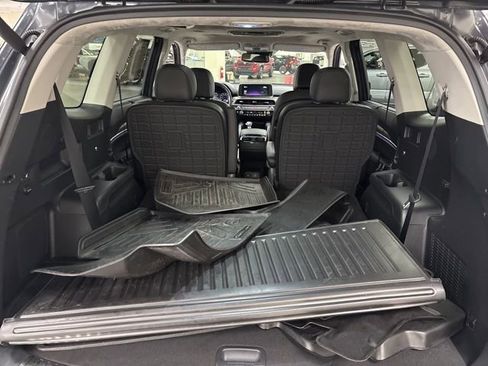 Used 2021 Kia Telluride SX w/ SX Prestige Package image 16