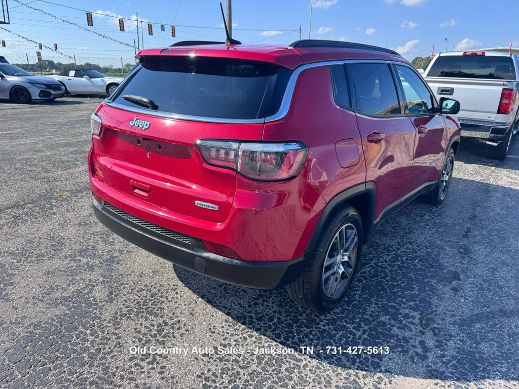 Used 2019 Jeep Compass Latitude FWD image 6