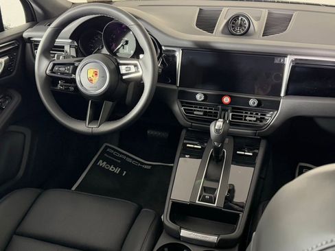 New 2026 Porsche Macan image 21