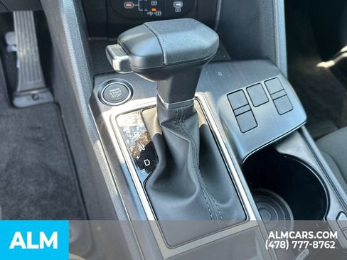 Used 2026 Kia Sportage LX FWD image 34