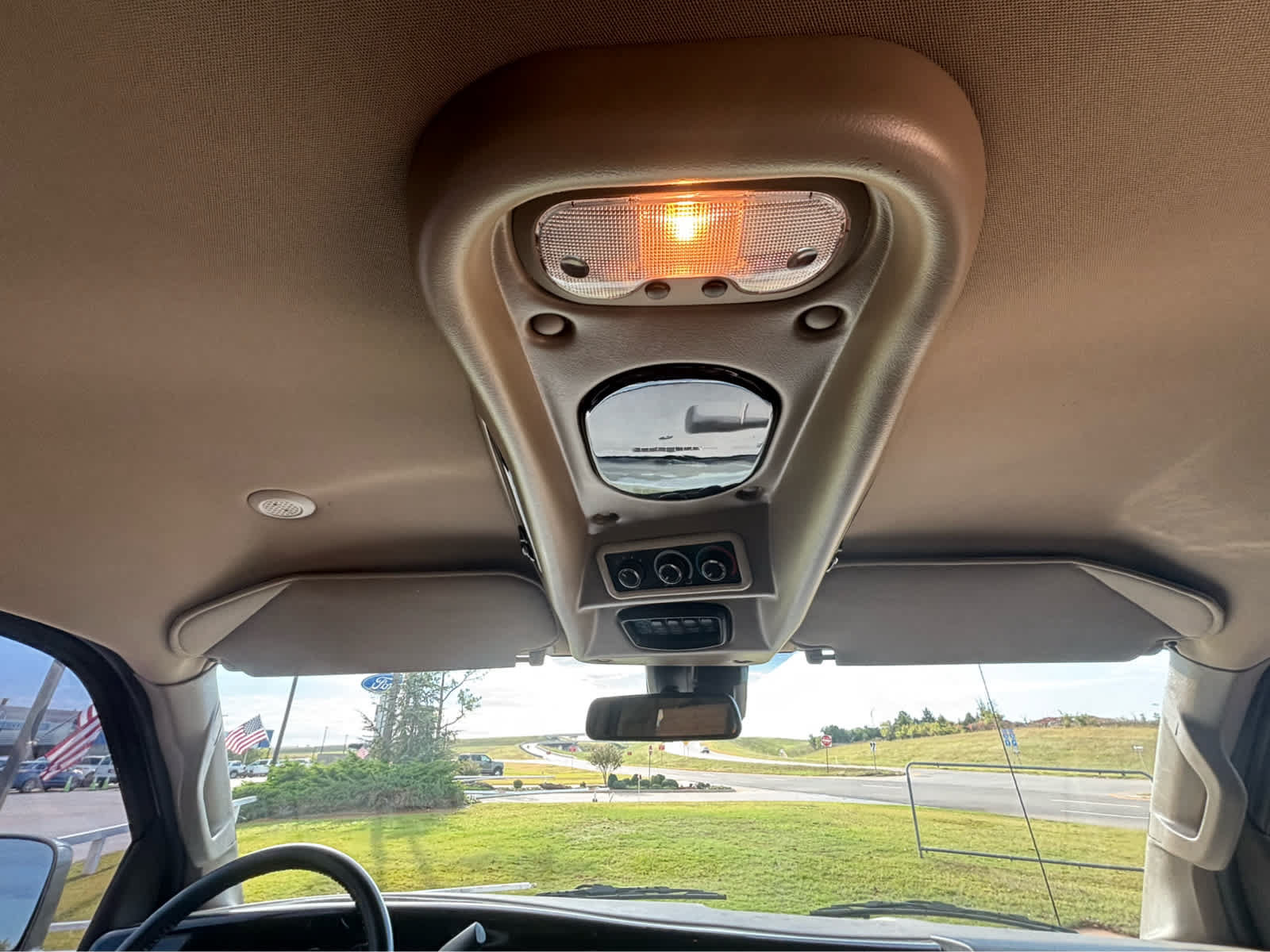 Used 2021 Chevrolet Express 2500 w/ Enhanced Convenience Package RWD image 18