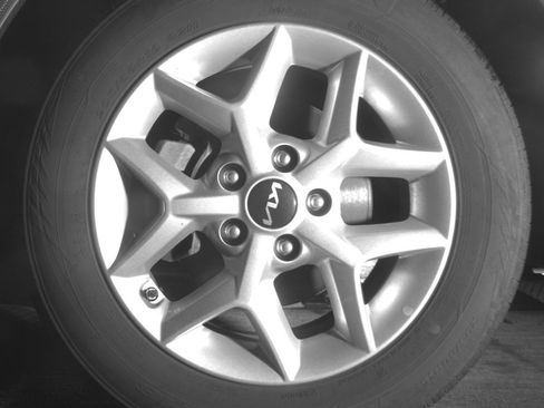 Used 2025 Kia Soul LX w/ LX Technology Package FWD image 12