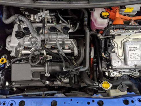 Used 2012 Toyota Prius C Three FWD image 21