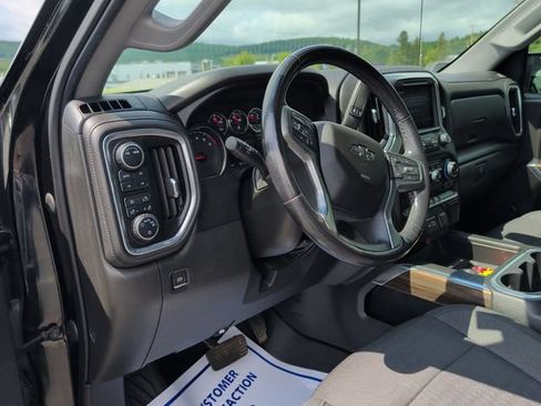 Used 2021 Chevrolet Silverado 1500 LT Trail Boss AWD/4WD image 10