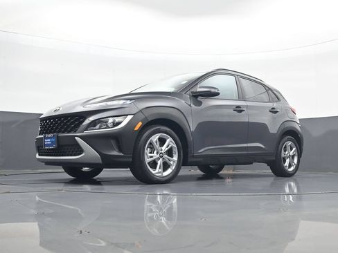 Certified 2023 Hyundai Kona SEL w/ Convenience Package AWD/4WD image 21