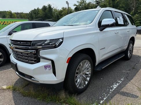 Used 2023 Chevrolet Tahoe Premier w/ Premium Package 2 AWD/4WD image 18