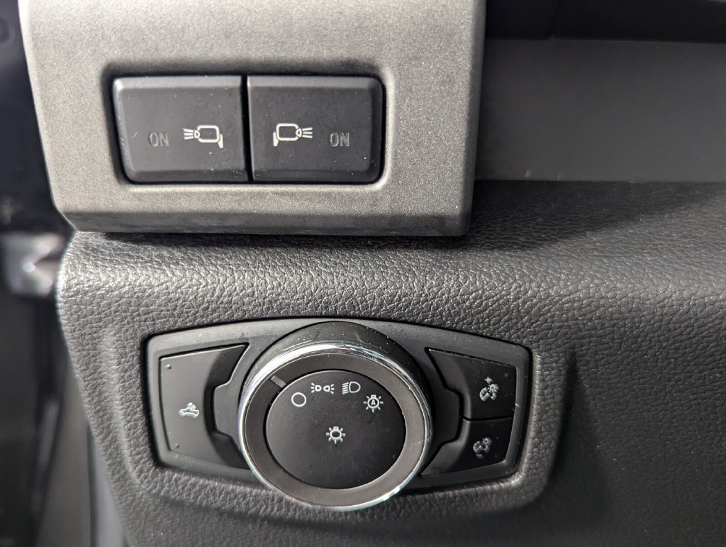 Used 2018 Ford F150 Raptor w/ Equipment Group 802A Luxury AWD/4WD image 14