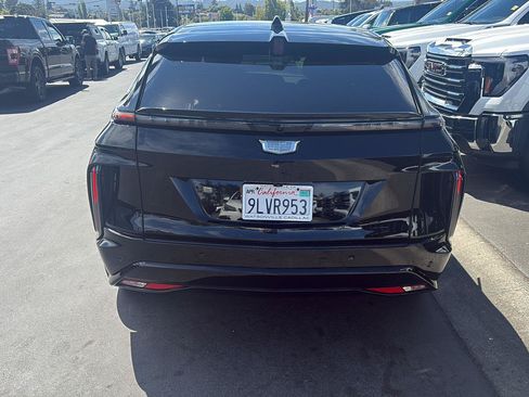 Used 2024 Cadillac Lyriq Sport w/ Nappa Leather Package AWD/4WD image 4