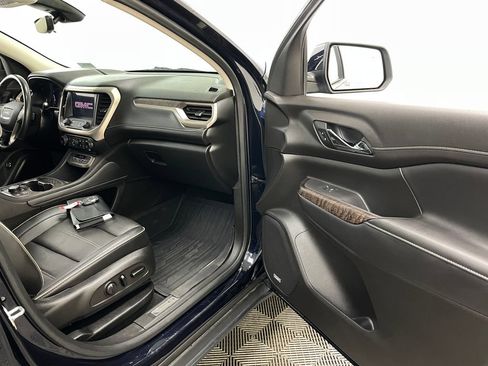 Certified 2022 GMC Acadia Denali w/ Denali Ultimate Package AWD/4WD image 41