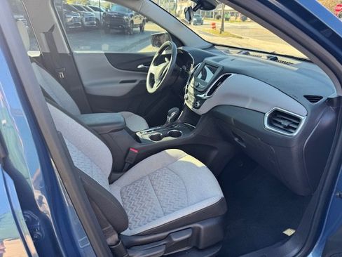 Used 2024 Chevrolet Equinox LS w/ Driver Confidence II Package FWD image 14