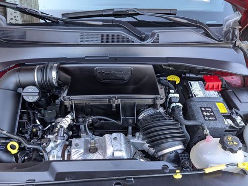 Used 2025 Jeep Compass Limited image 35