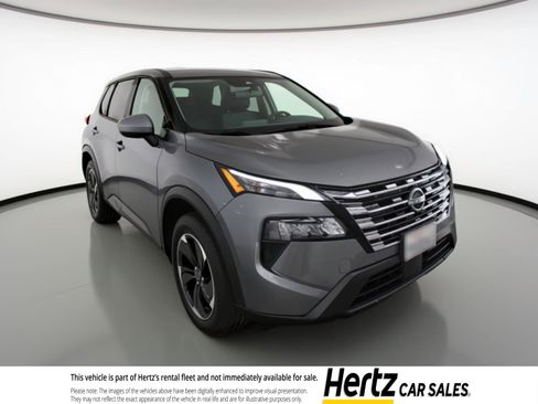 Used 2025 Nissan Rogue SV image 1