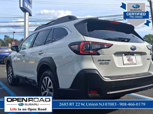 Used 2025 Subaru Outback Premium AWD/4WD image 9