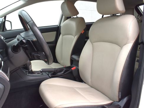 Used 2016 Subaru Crosstrek 2.0i Limited w/ Popular Package #1 AWD/4WD image 11