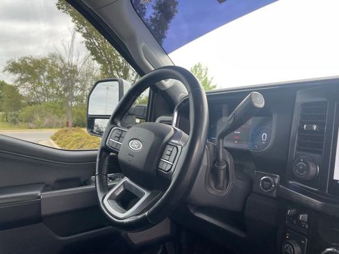 Used 2023 Ford F250 Lariat w/ Lariat Ultimate Package AWD/4WD image 29