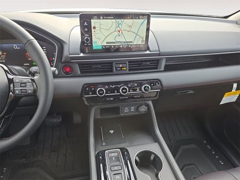 New 2025 Honda Pilot Black Edition image 11