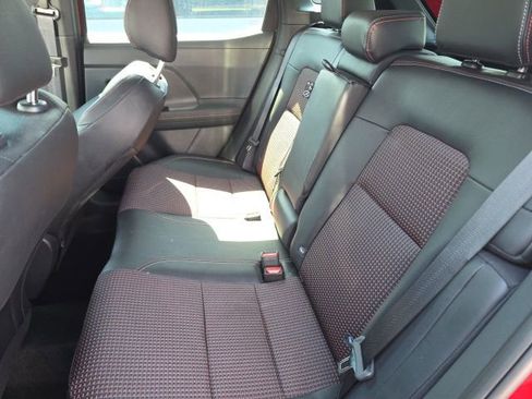 Used 2025 Nissan Kicks SR FWD image 6