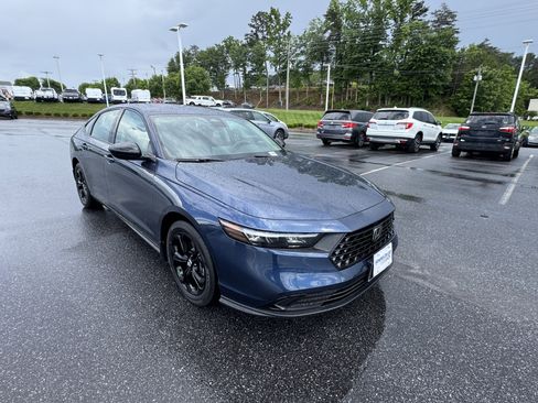 New 2026 Honda Accord SE image 3