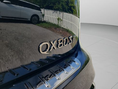 Used 2026 INFINITI QX80 4WD w/ Sport Exterior Package image 50
