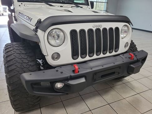 Used 2016 Jeep Wrangler Unlimited Rubicon AWD/4WD image 21