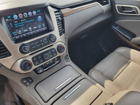 Used 2020 GMC Yukon Denali w/ Denali Ultimate Package AWD/4WD image 9