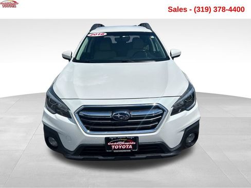 Used 2018 Subaru Outback 2.5i Premium AWD/4WD image 10