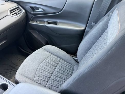 Used 2023 Chevrolet Equinox LT FWD image 20