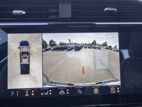 Used 2024 GMC Sierra 2500 Denali Ultimate AWD/4WD image 9