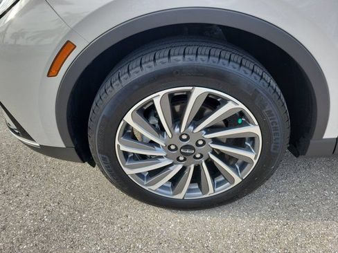 Certified 2024 Lincoln Corsair Reserve FWD image 13