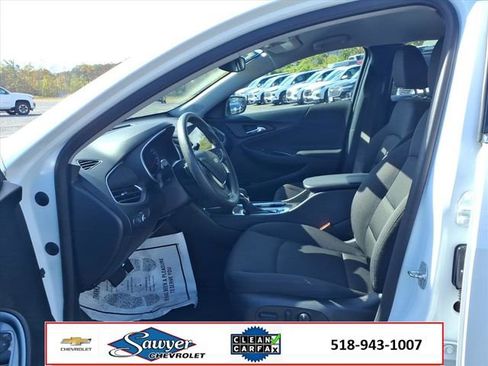 Used 2024 Chevrolet Malibu LT image 12