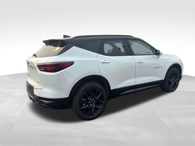 Used 2024 Chevrolet Blazer RS w/ Driver Confidence II Package AWD/4WD image 6