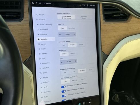 Used 2020 Tesla Model X Long Range image 30