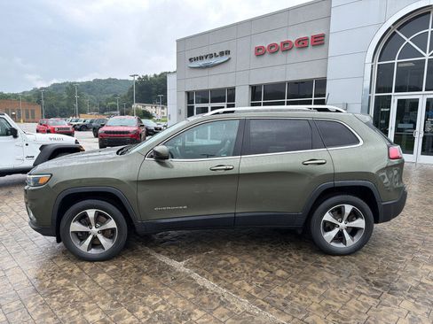 Used 2020 Jeep Cherokee Limited AWD/4WD image 5