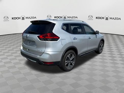 Used 2017 Nissan Rogue SL w/ SL Premium Package AWD/4WD image 7
