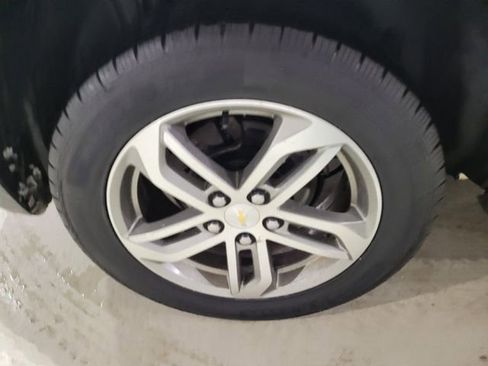 Used 2016 Chevrolet Equinox LTZ w/ Enhanced Convenience Package image 24