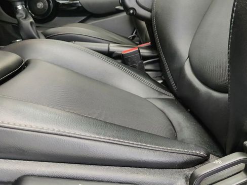 Used 2016 MINI Cooper S image 36