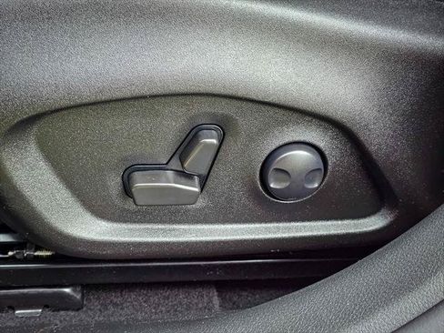 Certified 2022 Jeep Renegade Limited AWD/4WD image 15