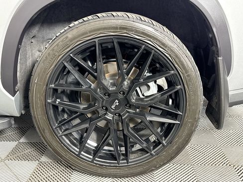 Used 2022 Toyota Highlander Platinum image 36