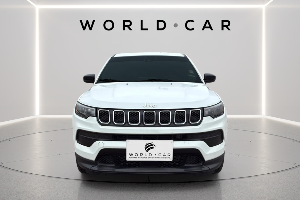 Used 2023 Jeep Compass Sport AWD/4WD image 15