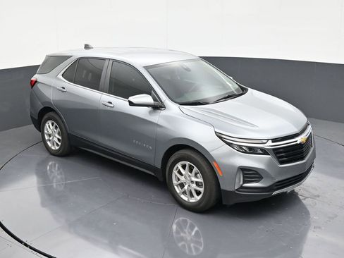 Used 2024 Chevrolet Equinox LT image 18