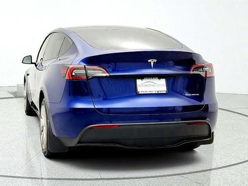 Used 2023 Tesla Model Y Long Range AWD/4WD image 6