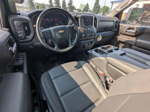 Used 2025 Chevrolet Silverado 3500 W/T w/ WT Convenience Package AWD/4WD image 2