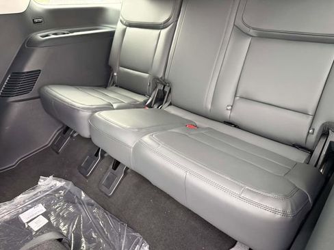 New 2026 Ford Expedition Active RWD image 17