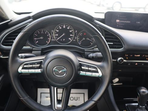 Used 2019 MAZDA MAZDA3 Sedan image 20