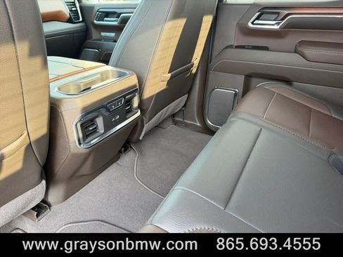 Used 2024 GMC Sierra 1500 Denali w/ Technology Package AWD/4WD image 19