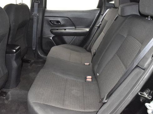Used 2025 Nissan Kicks S AWD/4WD image 29